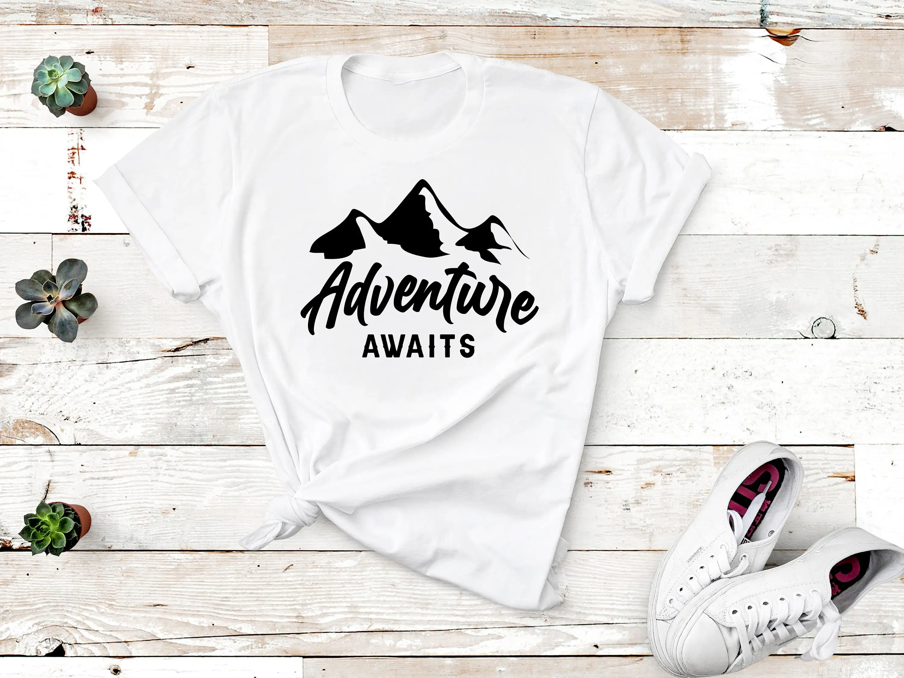 Outdoor Adventure Mountaintop Backpack - Petualangan Menanti Kaos Oblong Mendaki Gunung