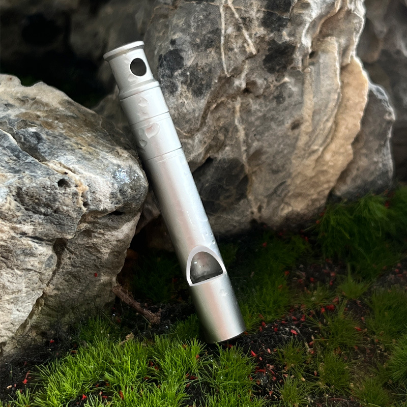 Peluit Survival dari Paduan Ti - Outdoor Adventure Training ulasan dan harga